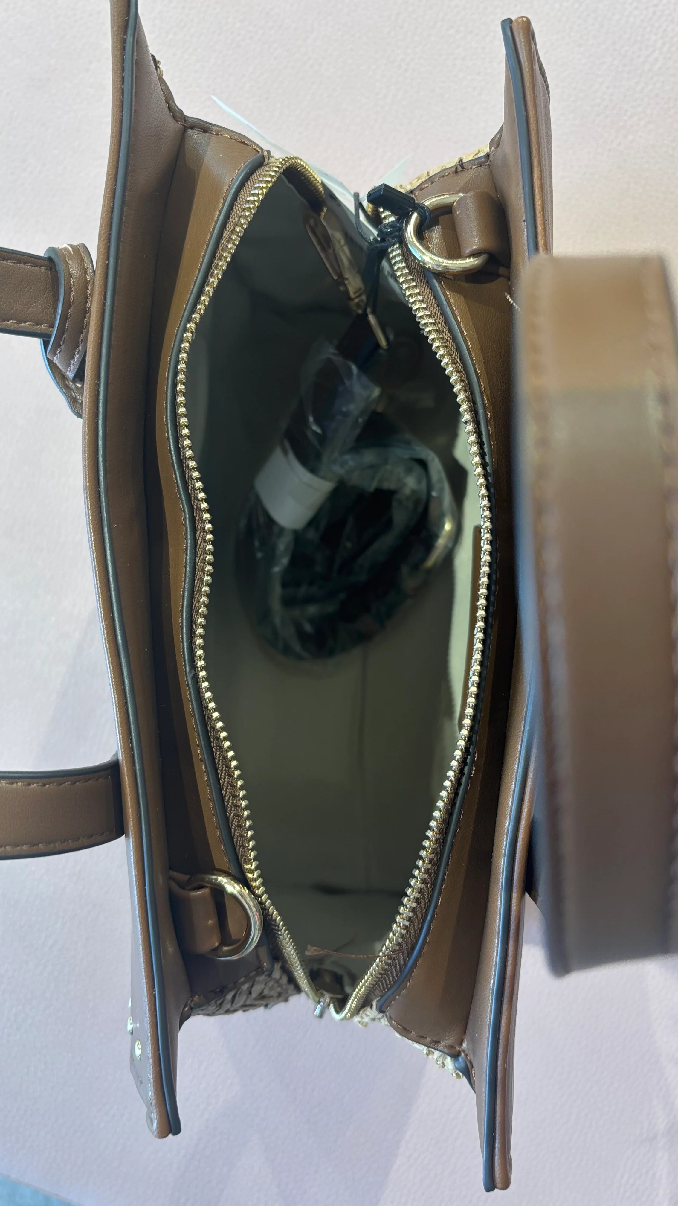 Borsa Hari - Image 2